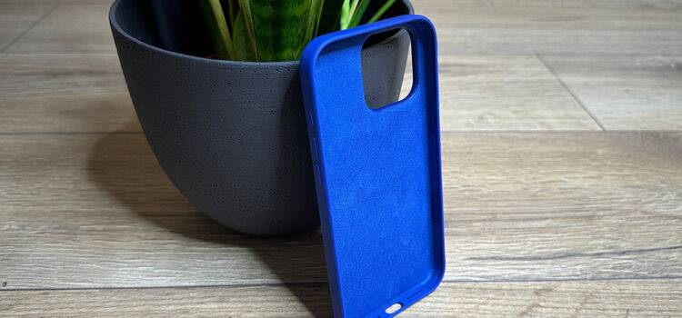 Apple Silikonhülle für das iPhone 16 Pro – Premium-Feeling mit kleinen Schwächen