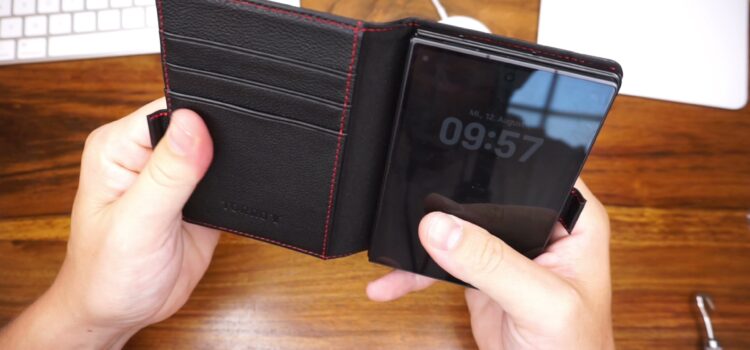Torro Lederhülle Z Fold 8 im Test – einzige mit Innenschutz Torro Lederhülle Z Fold 8 im Test – einzige mit Innenschutz